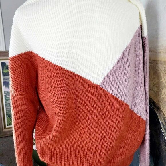 NEW with Tag SOPHIE RUE KNITTED SWEATER SIZE S. - Picture 3 of 11
